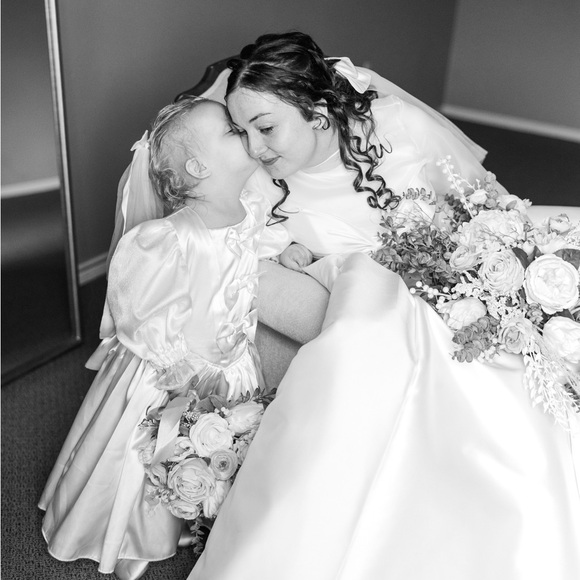 Meet your Posher, Genna - Picture 7 of 10